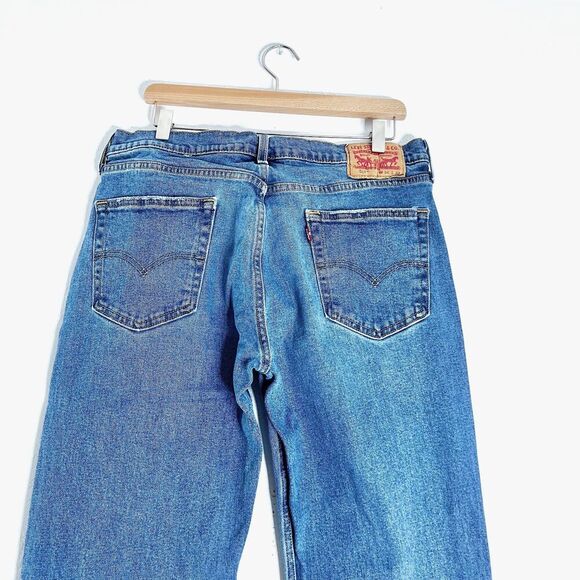 Levi's 514 Jeans Medium Wash Mid Rise Denim Size 34x32 - Picture 4 of 6